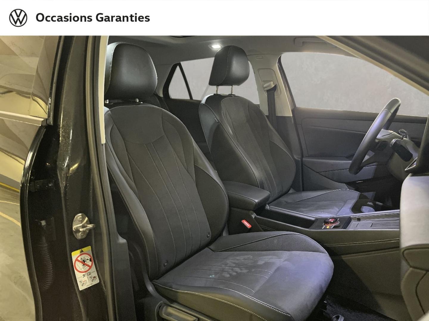 Voitures occasions VOLKSWAGEN T-ROC Style Paris
