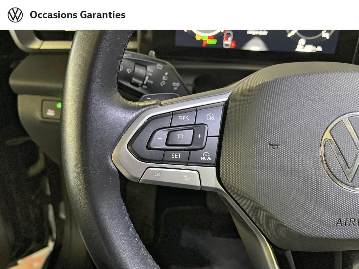 Voitures occasions VOLKSWAGEN T-ROC Style Paris