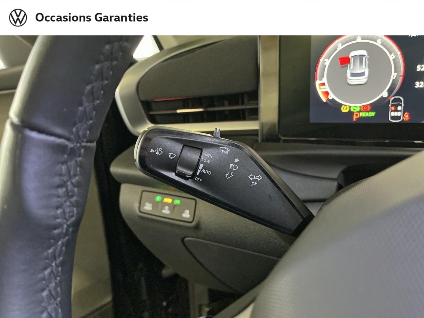 Voitures occasions VOLKSWAGEN T-ROC Style Paris