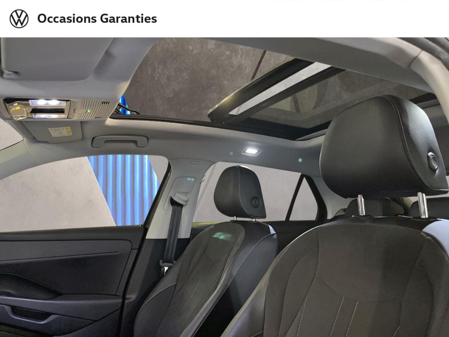Voitures occasions VOLKSWAGEN T-ROC Style Paris