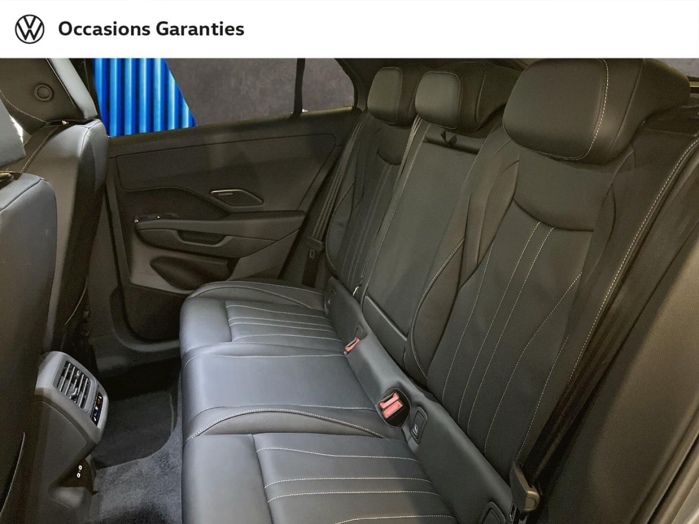 Voitures occasions VOLKSWAGEN T-ROC R-Line Paris