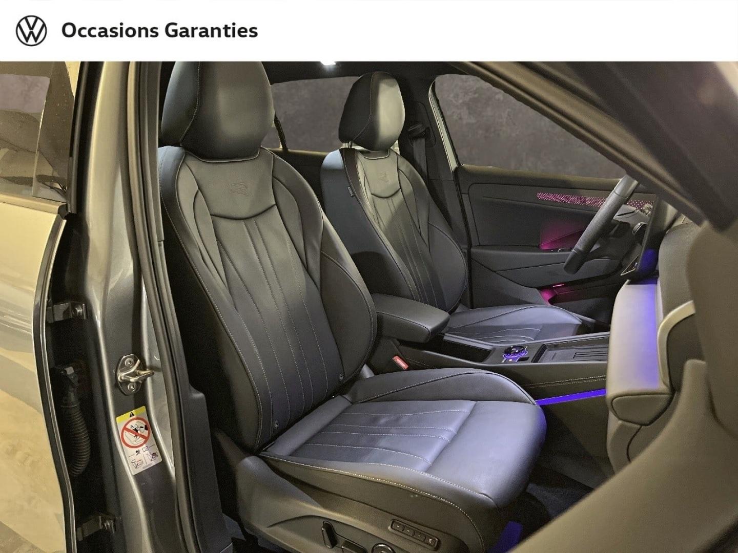 Voitures occasions VOLKSWAGEN T-ROC R-Line Paris