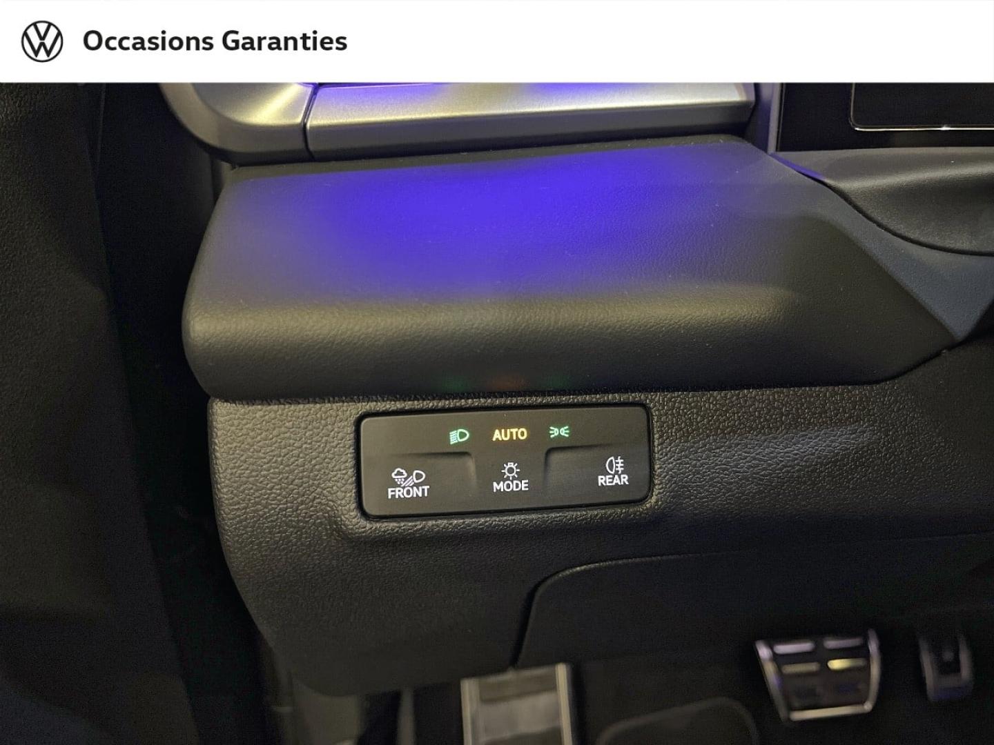 Voitures occasions VOLKSWAGEN T-ROC R-Line Paris