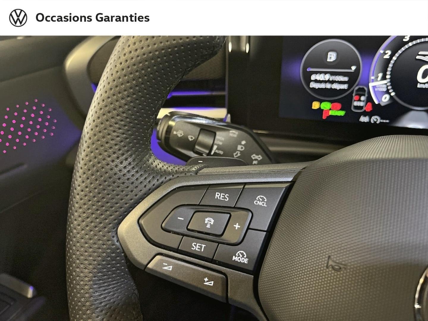 Voitures occasions VOLKSWAGEN T-ROC R-Line Paris