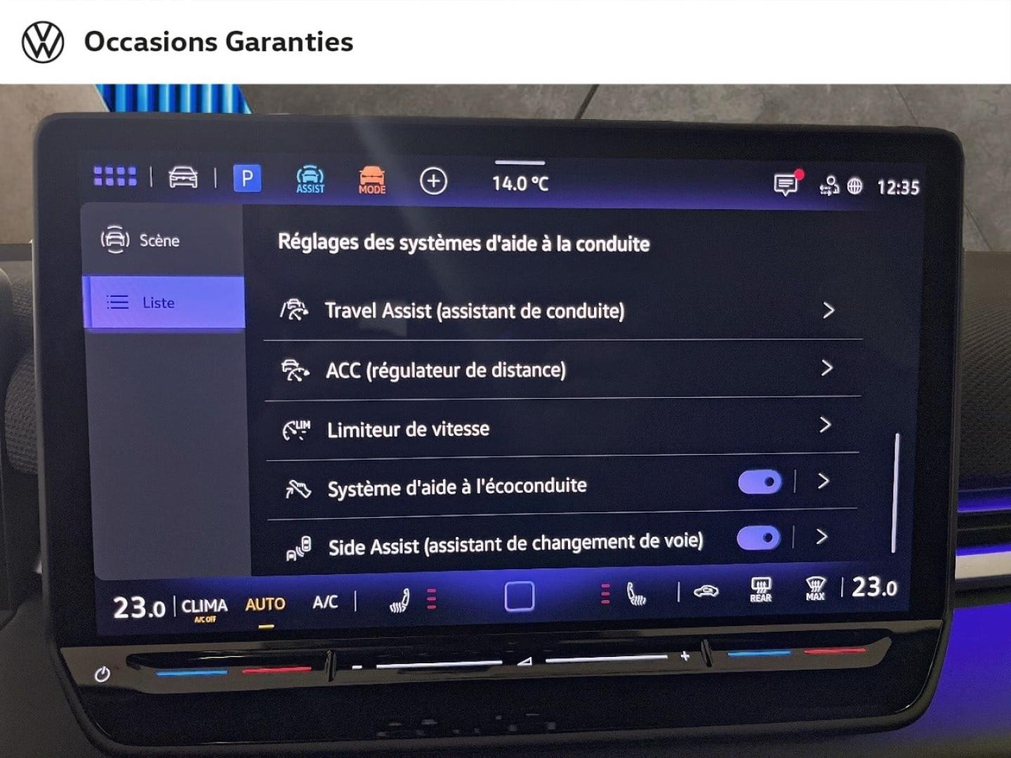 Voitures occasions VOLKSWAGEN T-ROC R-Line Paris