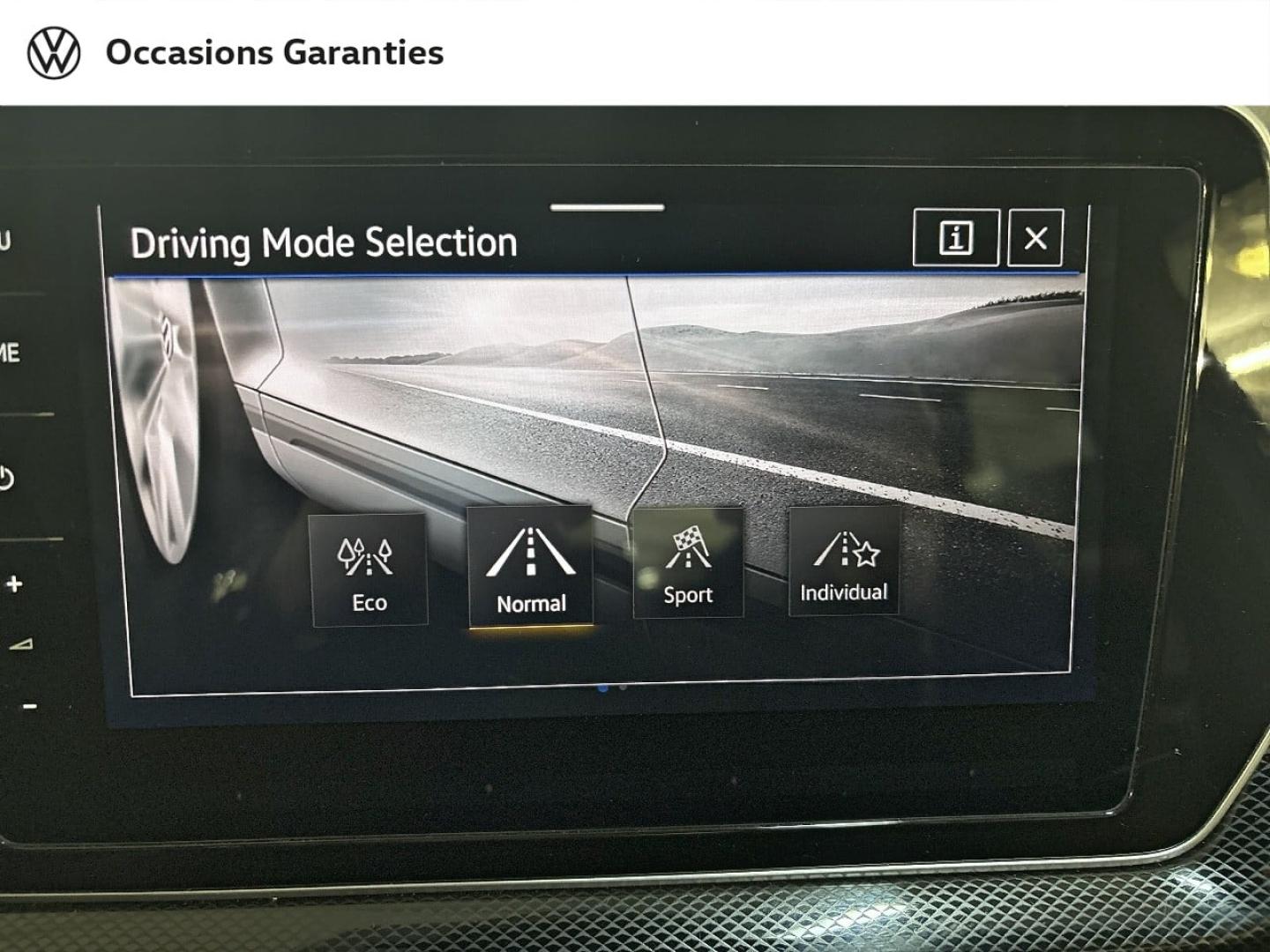 Voitures occasions VOLKSWAGEN T-CROSS R-Line Edition Paris