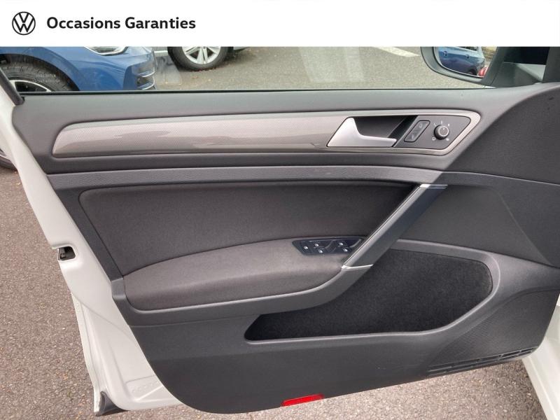 Voitures occasions VOLKSWAGEN GOLF IQ.Drive Abbeville