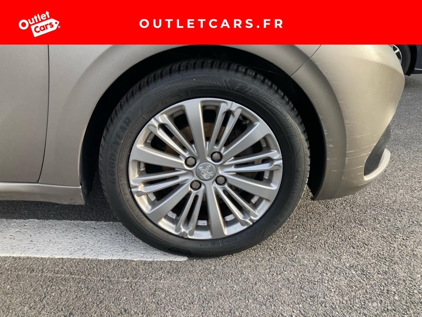 Voitures occasions PEUGEOT 208 Allure Abbeville