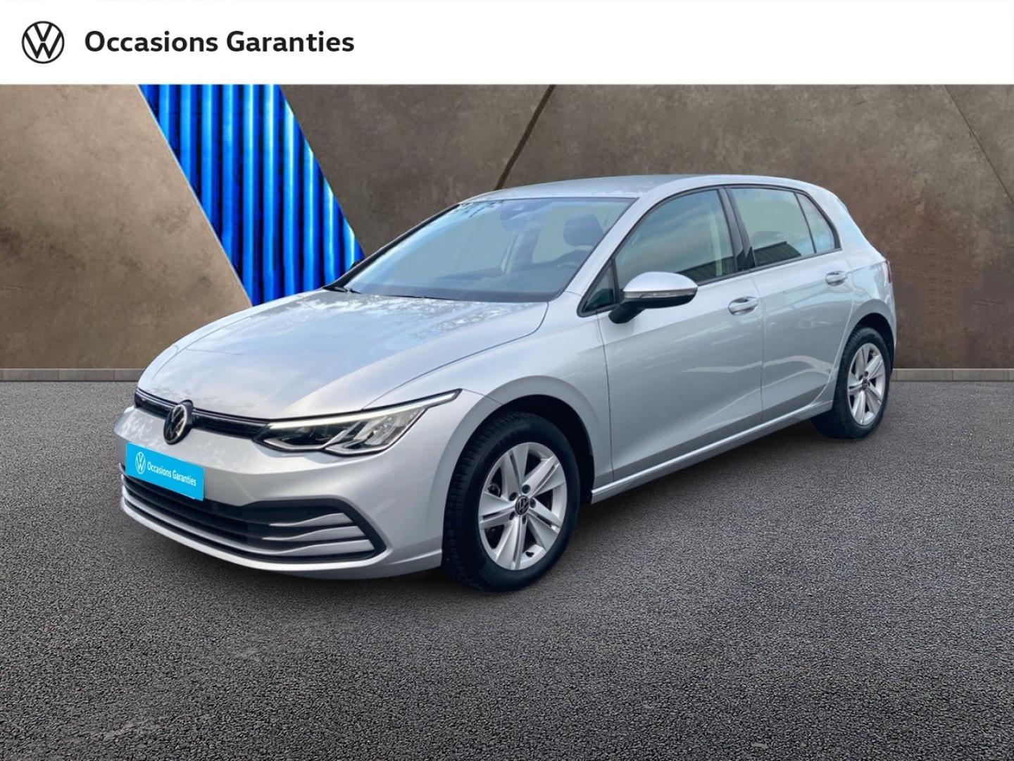 Voitures occasions VOLKSWAGEN GOLF Life 1st Abbeville