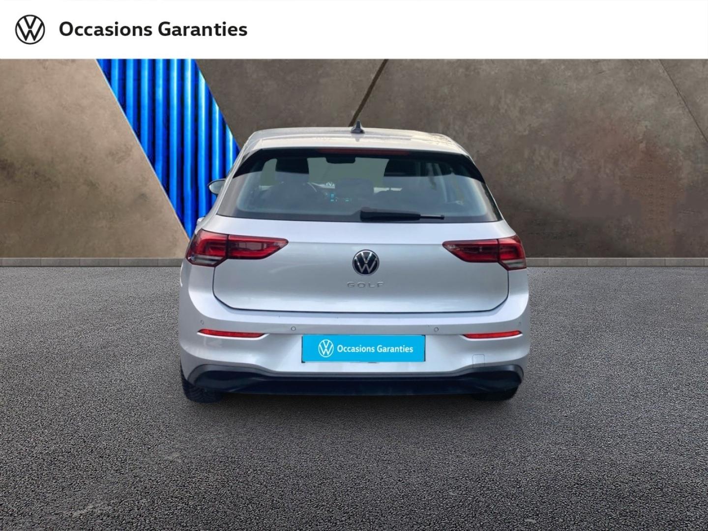 Voitures occasions VOLKSWAGEN GOLF Life 1st Abbeville