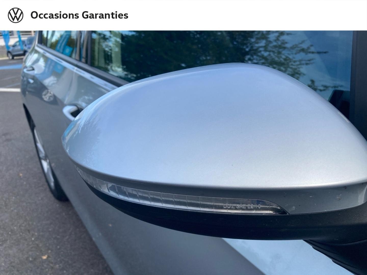 Voitures occasions VOLKSWAGEN GOLF Life 1st Abbeville