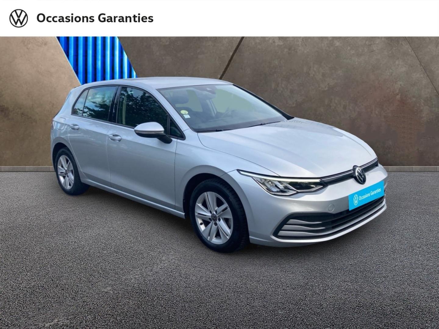 Voitures occasions VOLKSWAGEN GOLF Life 1st Abbeville