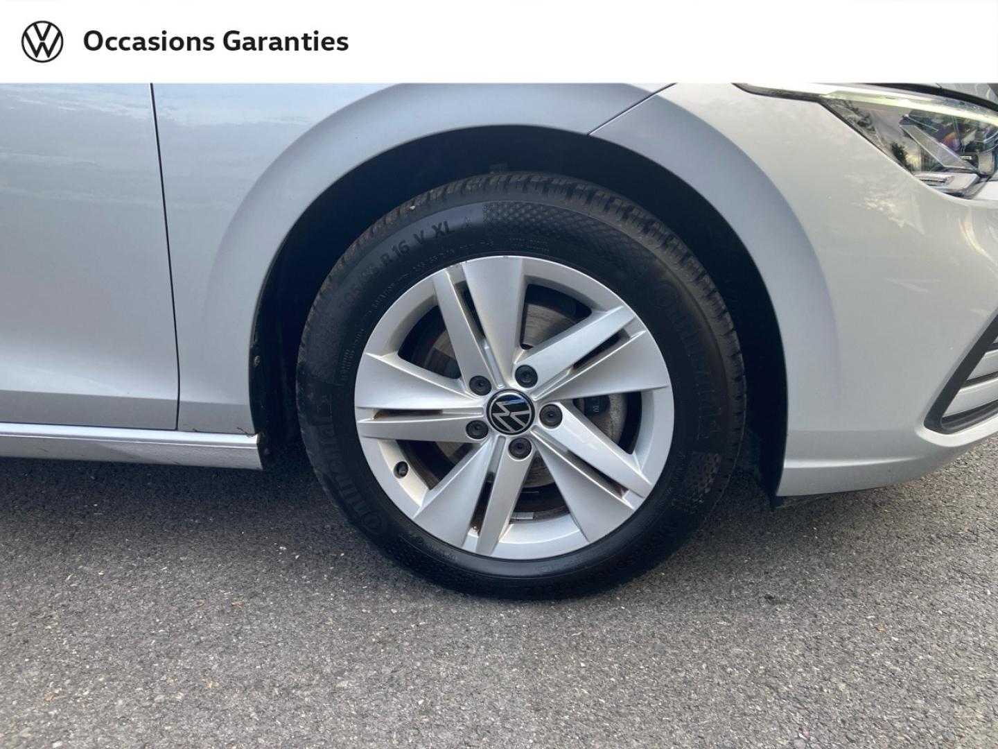 Voitures occasions VOLKSWAGEN GOLF Life 1st Abbeville