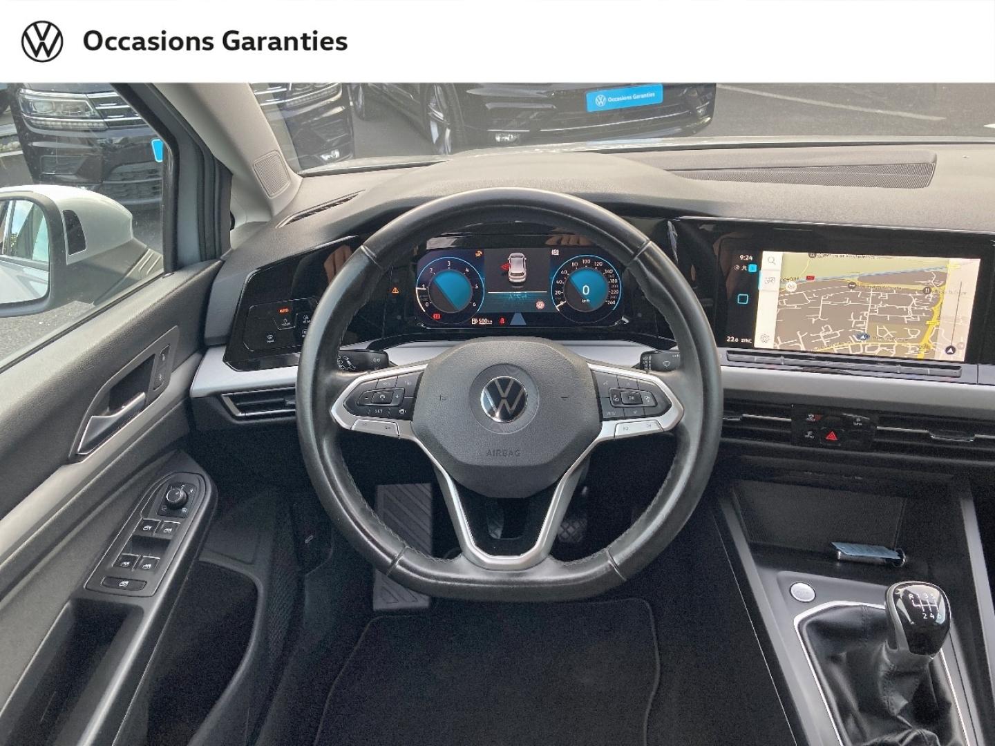 Voitures occasions VOLKSWAGEN GOLF Life 1st Abbeville