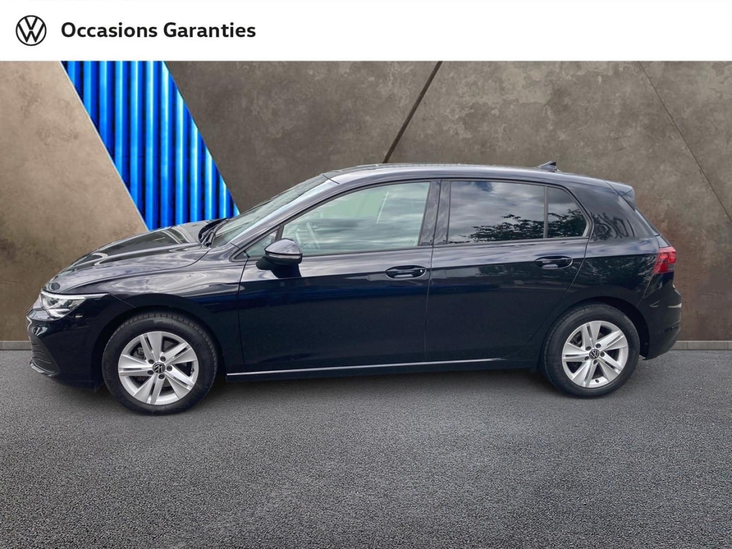 Voitures occasions VOLKSWAGEN GOLF Life 1st Abbeville