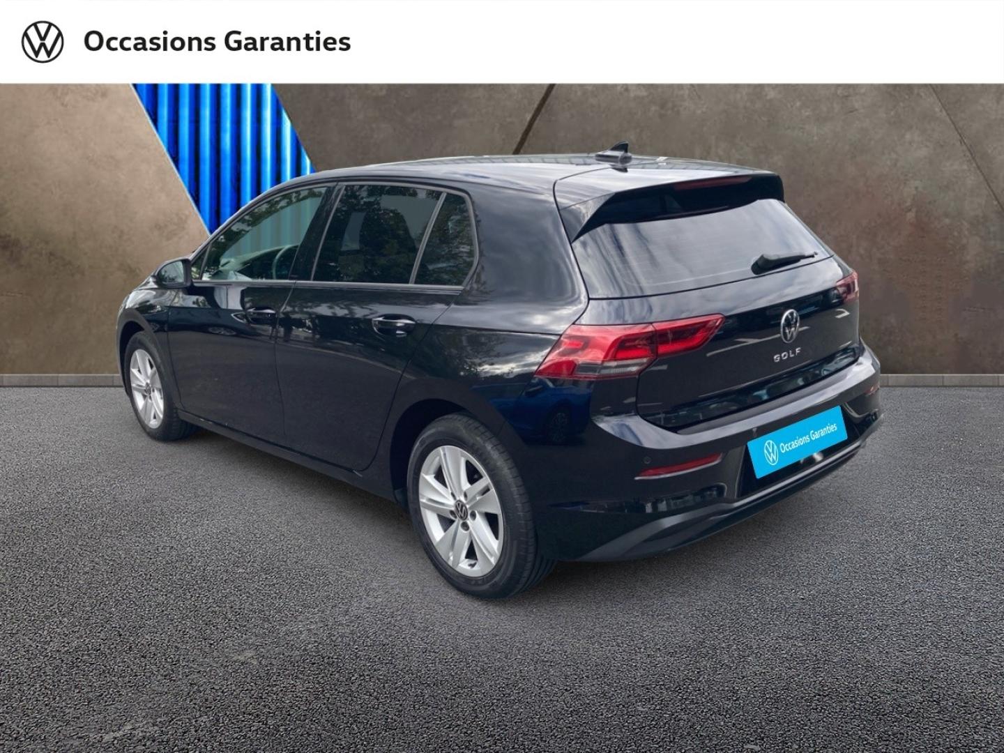 Voitures occasions VOLKSWAGEN GOLF Life 1st Abbeville