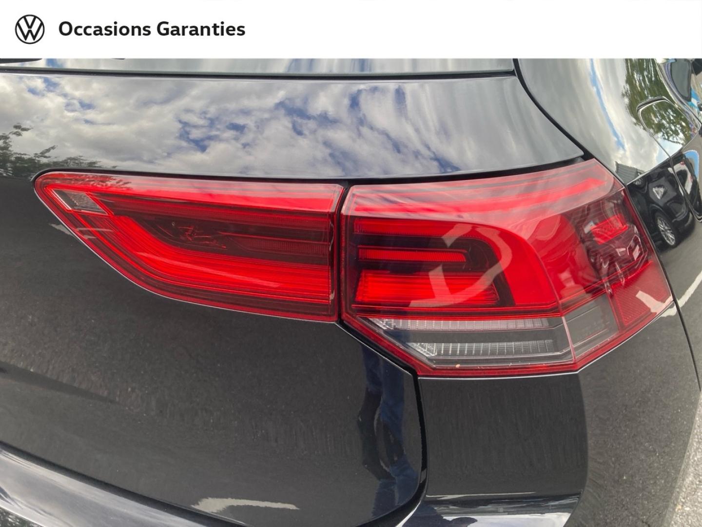 Voitures occasions VOLKSWAGEN GOLF Life 1st Abbeville