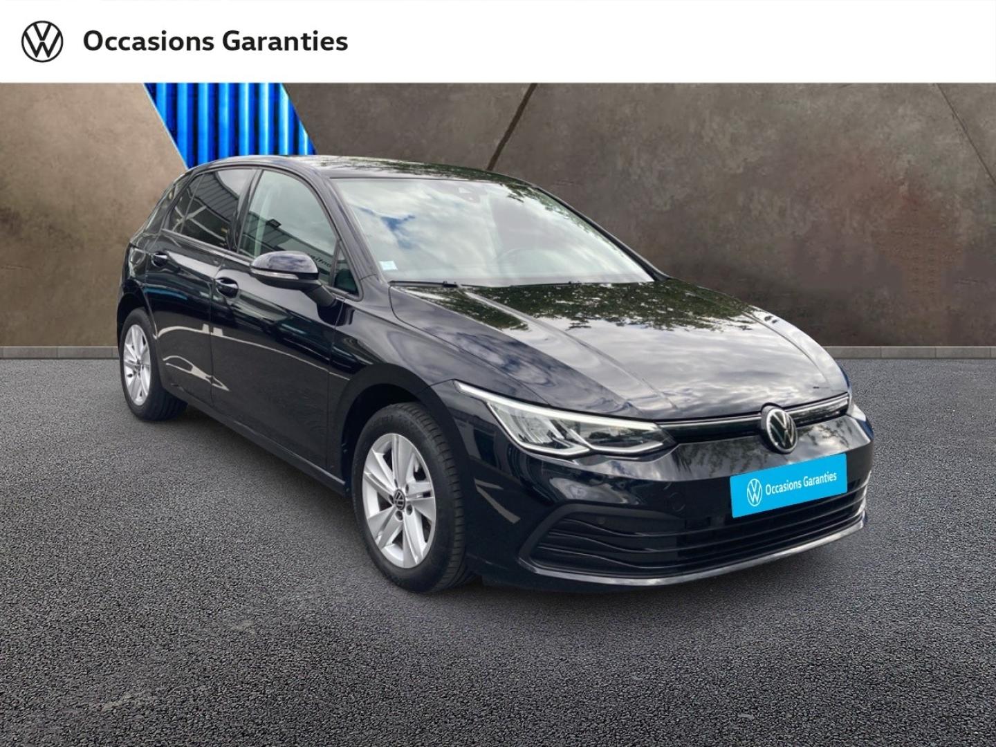 Voitures occasions VOLKSWAGEN GOLF Life 1st Abbeville