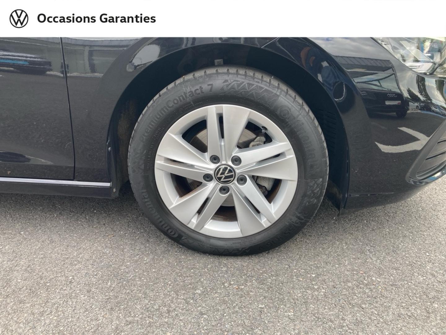 Voitures occasions VOLKSWAGEN GOLF Life 1st Abbeville