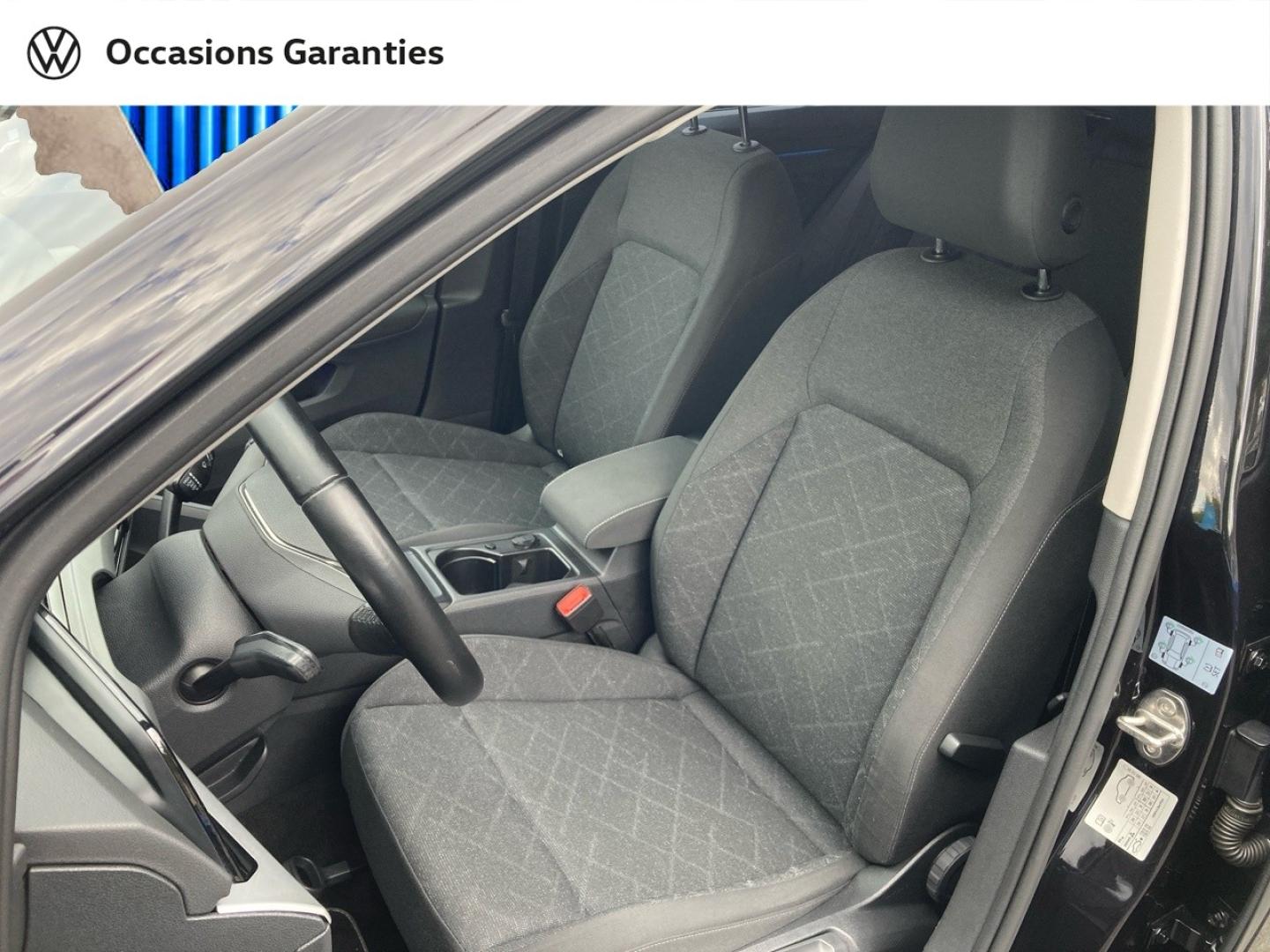 Voitures occasions VOLKSWAGEN GOLF Life 1st Abbeville
